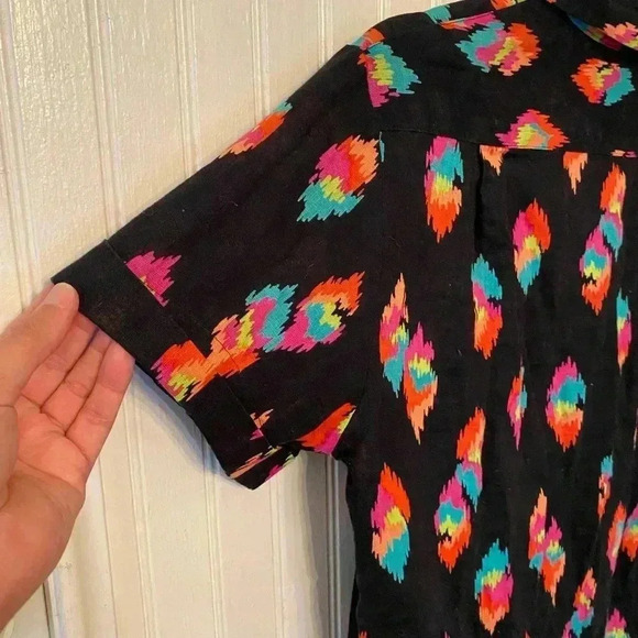 VTG Halston III Linen Blend Southwestern Camp Button Up - Picture 7 of 9